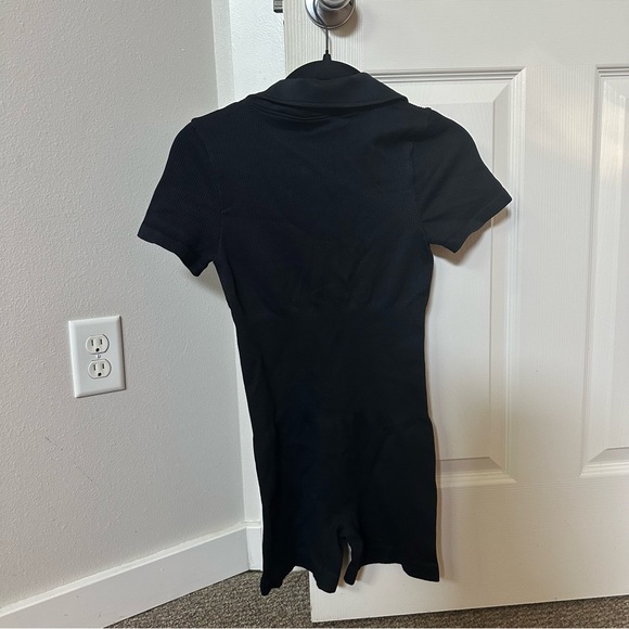 Black OQQ Romper - Picture 2 of 4